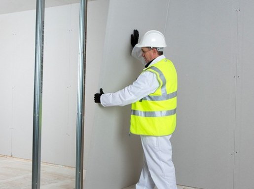 Монтаж гипсокартонных перегородок: технологии, ошибки и решения